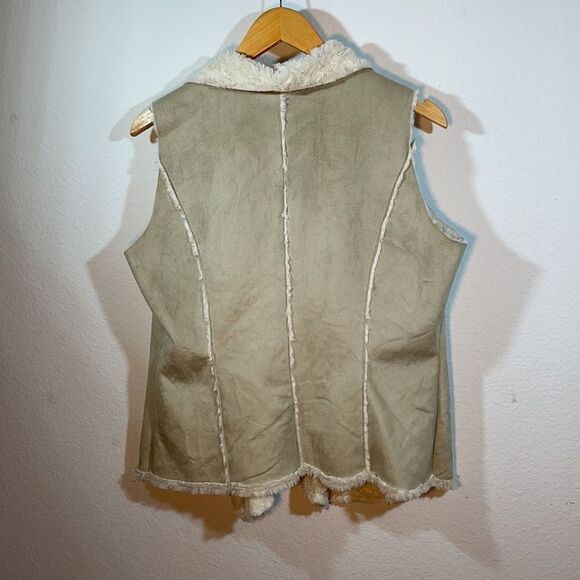 Odyn Faux Shearling Plush Open Front Vest Women's Size Medium boho festival warm - Picture 2 of 8